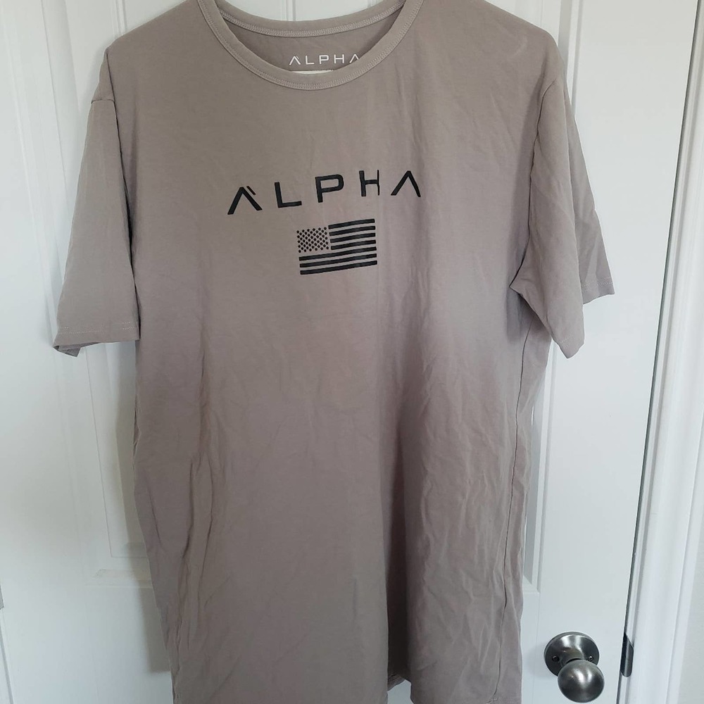 Alpha Athleti Fit Grey Mens shirt size XXL